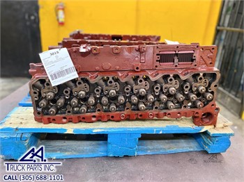 CUMMINS 4983046 Used Cylinder Head Truck / Trailer Components for sale