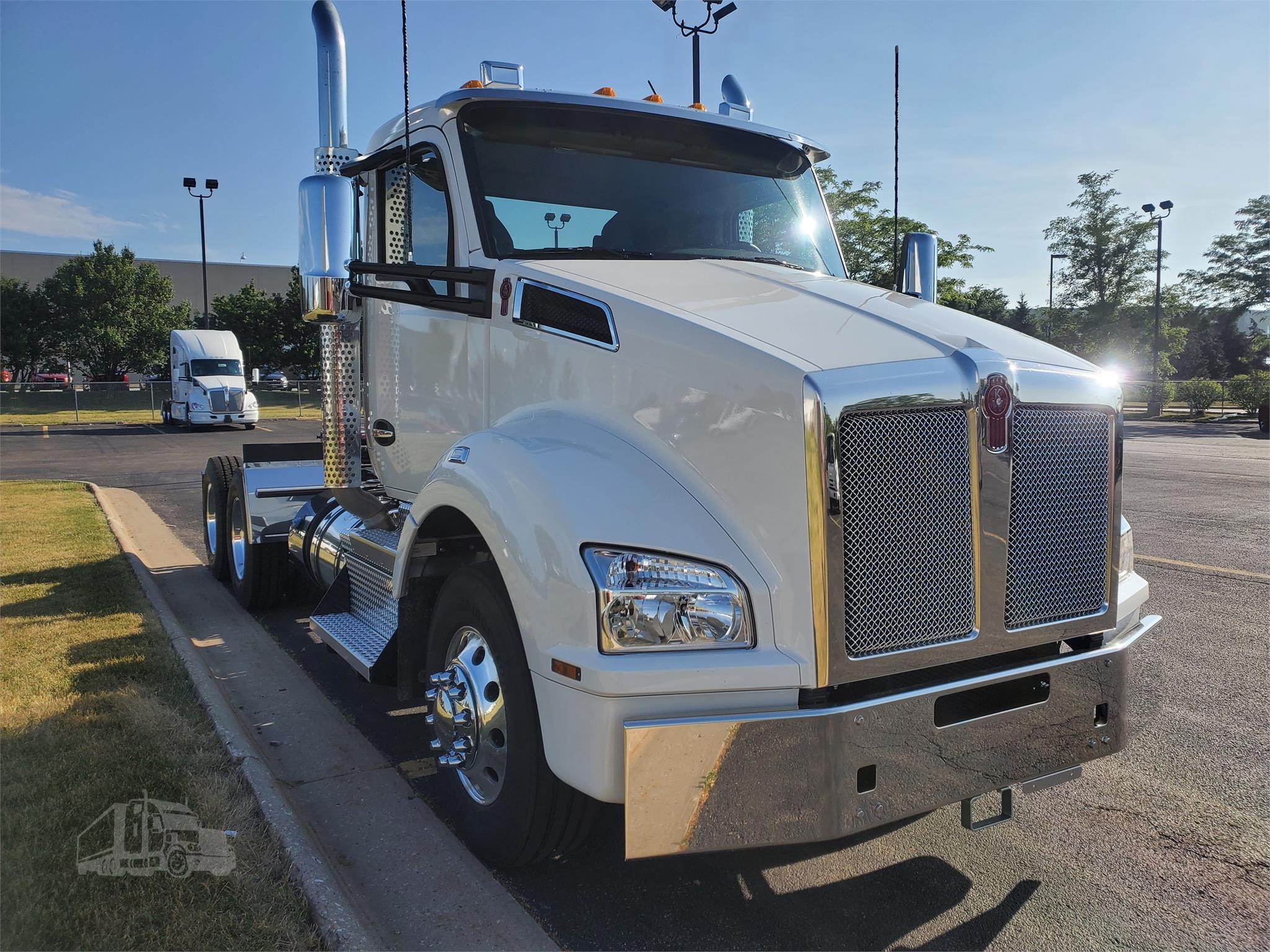 2022 KENWORTH T880 For Sale In Rockford, Illinois