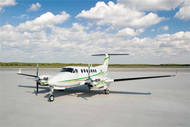 2004 BEECHCRAFT KING AIR 350 at www.aboutaviation-sales.com