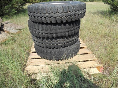 Details about   Toy Plastic Black Firestone Transport 110 Tire For Replacement Part 10.00-20 