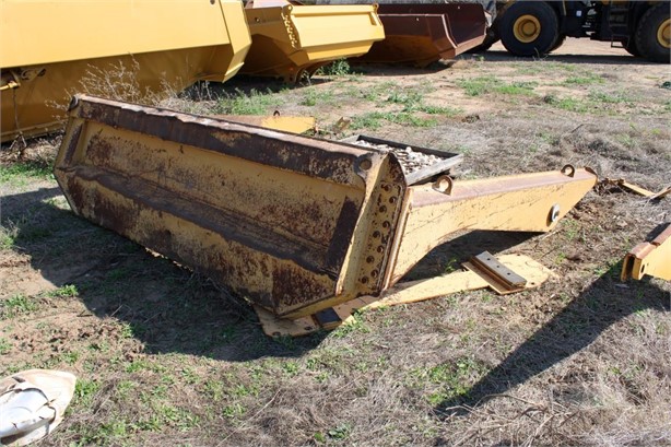 2006 CATERPILLAR 730 Used Tailgate for sale