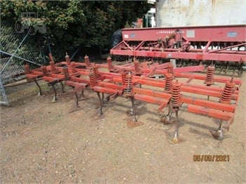 INTERNATIONAL C24 Used Ploughs for sale