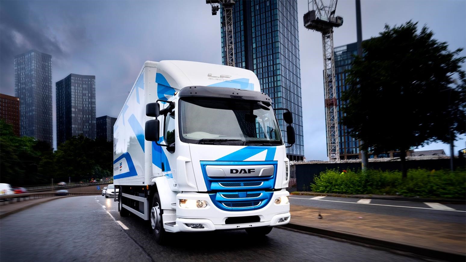 DAF Showcases Zero-Emissions LF Electric At Freight In The City Expo