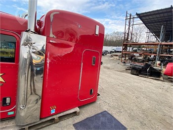 2006 PETERBILT 379 Used Sleeper Truck / Trailer Components for sale