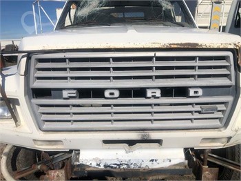 1983 FORD F600 Used Grill Truck / Trailer Components for sale