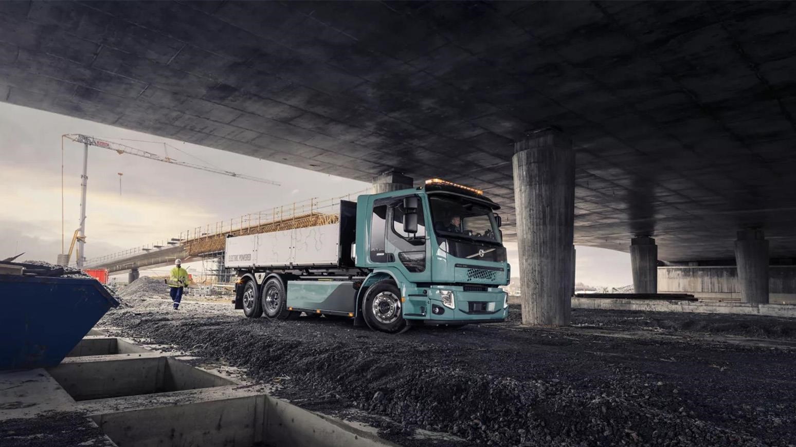 UK’s First Two Volvo FE Electric Tippers To Join Fox Group In 2022