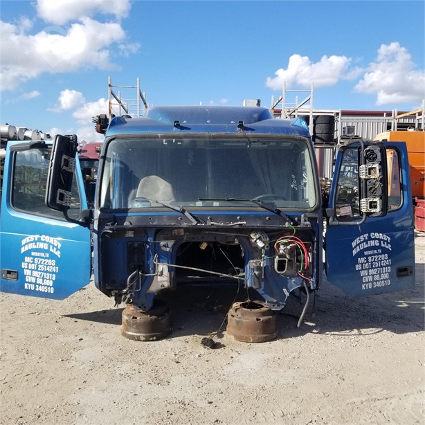2009 VOLVO VNL Used Cab Truck / Trailer Components for sale