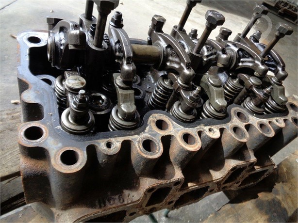 2002 MACK E-7 460P Used Cylinder Head Truck / Trailer Components for sale