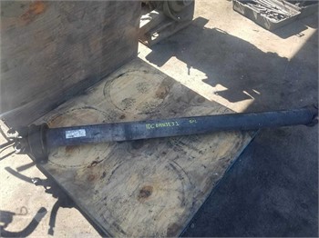 2006 HINO 268 Used Drive Shaft Truck / Trailer Components for sale