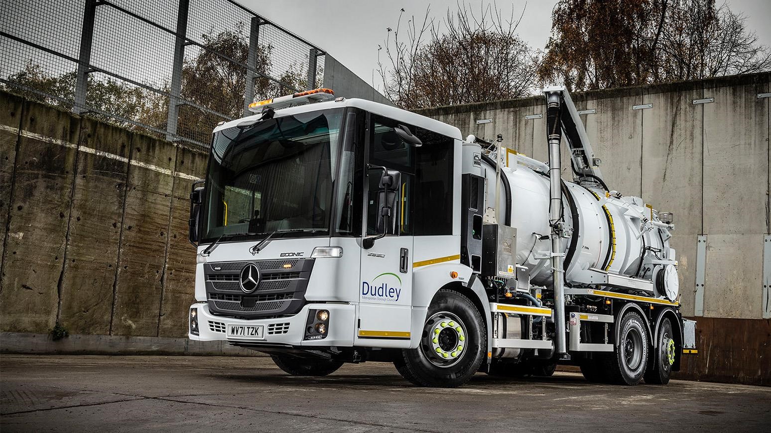 Dudley Council Favours Mercedes-Benz Econic For Refuse Collection & Suction Cleaning