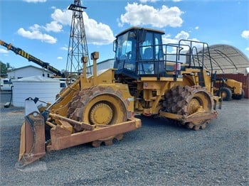 1996 CATERPILLAR 825G Used Padfoot Rollers / Compactors for sale