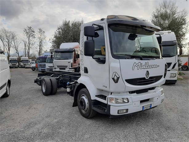 2012 RENAULT MIDLUM 270 Used Chassis Cab Trucks for sale