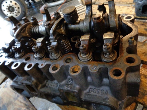 MACK E 6 Used Cylinder Head Truck / Trailer Components for sale