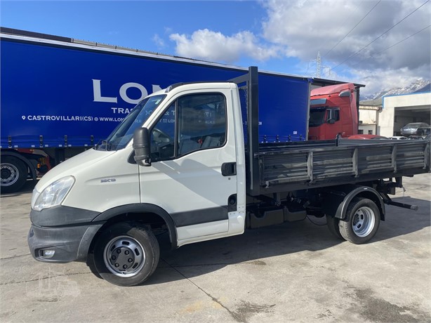2015 IVECO DAILY 35C13