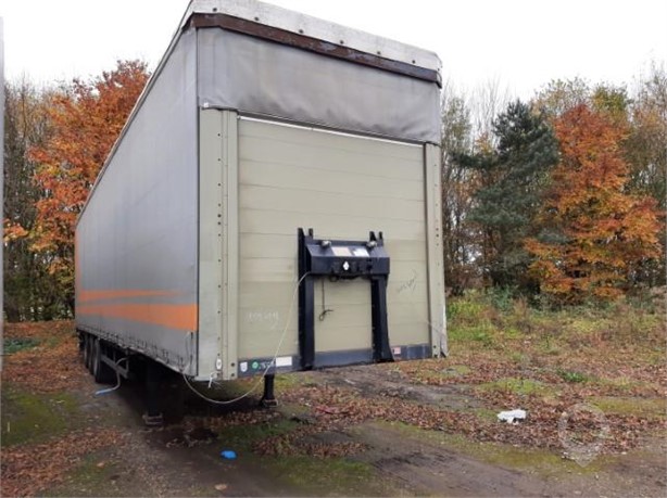 2010 SCHWARZMÜLLER TRI -AXLE Used Curtain Side Trailers for sale