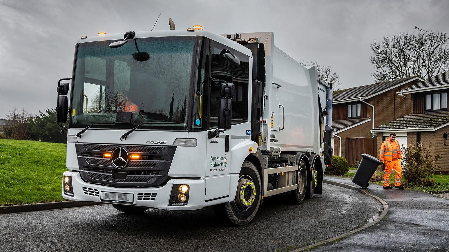 Nuneaton & Bedworth Borough Council Adds Additional Mercedes-Benz Econics To Refuse Collection Truck Fleet
