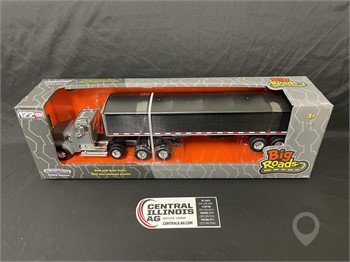 BIG ROADS FREIGHTLINER SEMI WITH GRAIN TRAILER 1/32 SCALE ZF New Die-cast / Other Toy Vehicles Toys / Hobbies for sale