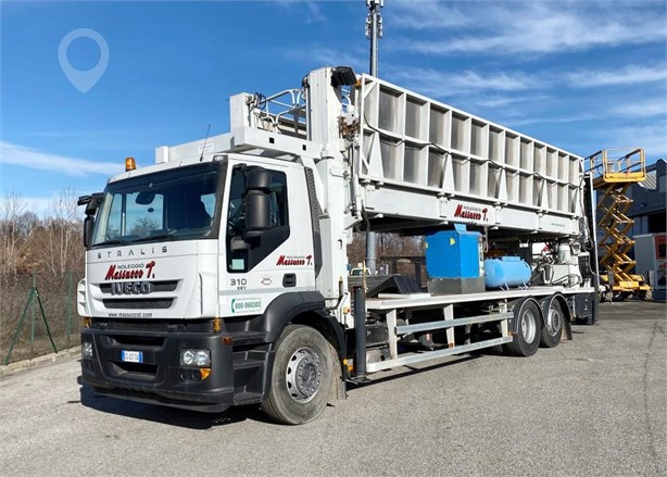 2010 IVECO STRALIS 310 Used Scaffolding Flatbed Trucks for sale