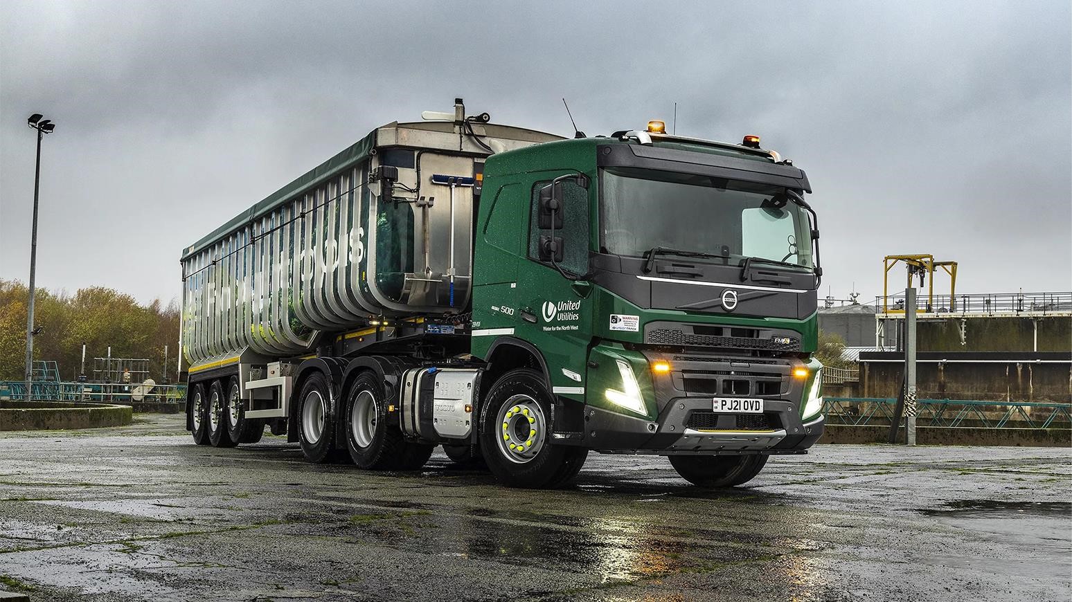Driver Preference & Advanced Safety Features Drive United Utilities’ Acquisition Of Two New Volvo FMX Tractor Units