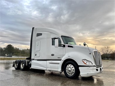 8 Things You Should Know When Buying a Used Big Rig