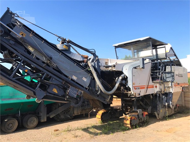 2012 WIRTGEN W200 Used Track Cold Planers for sale