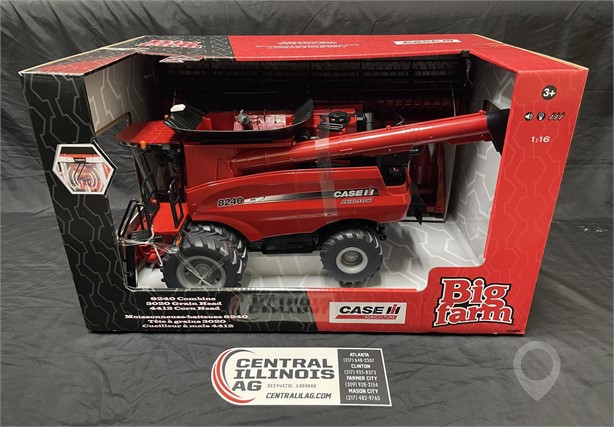 CASE IH BIG FARM 8240 COMBINE WITH GRAIN AND CORN HEAD 1/1 New Die-cast / Other Toy Vehicles Toys / Hobbies for sale