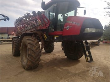2017 CASE IH PATRIOT 4430 Used Self Propelled Sprayers for sale
