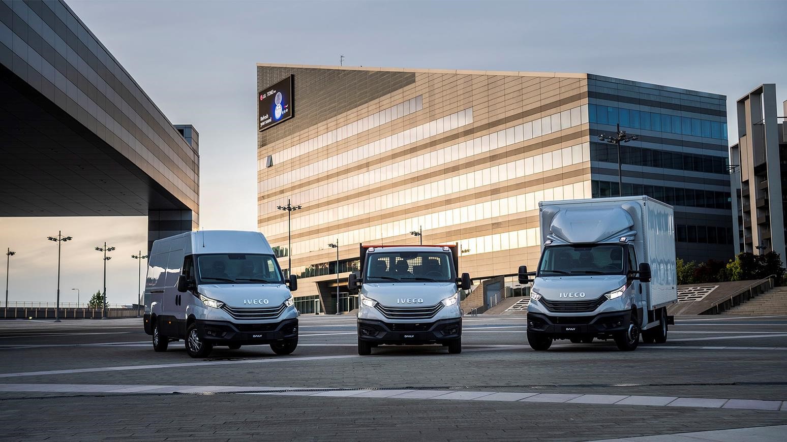 Van Fleet World Selects IVECO Daily 7-Tonne Range As 2022 Light Truck Of The Year