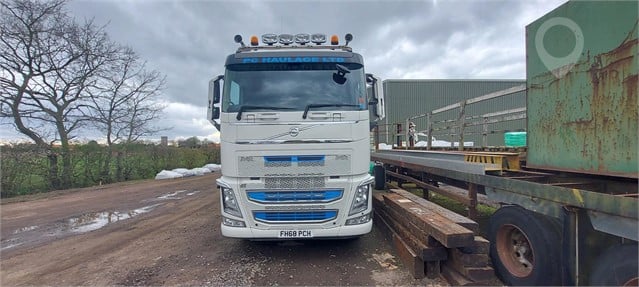 2018 VOLVO FH460 at TruckLocator.ie