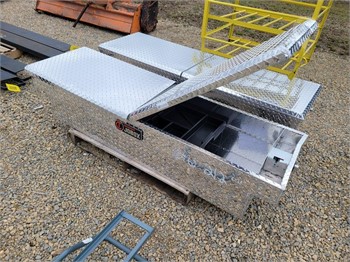 ALUMINUM PICK UP TRUCK TOOL BOX Used Tool Box Truck / Trailer Components auction results