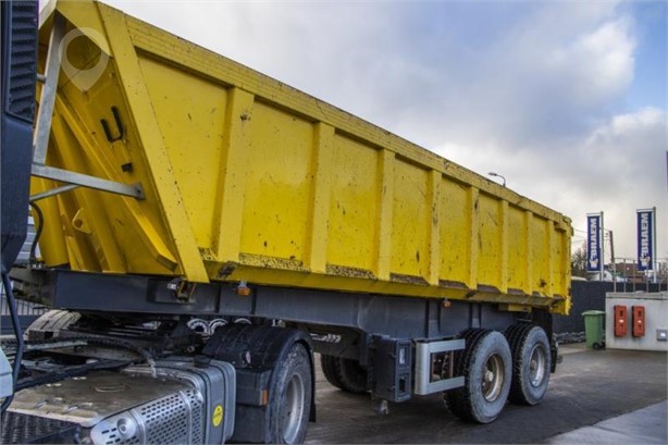 2004 ROBUSTE KAISER 2X LAMES/SPRING/BLAD Used Tipper Trailers for sale