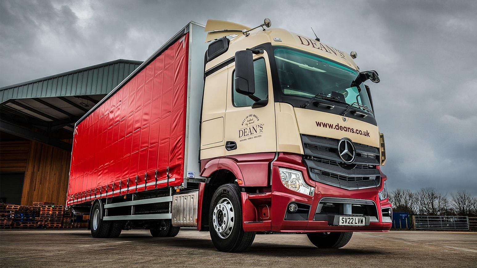 Long-Hauling Shortbread In Scotland: New Mercedes-Benz Actros Delivers Dean’s Of Huntly’s Trademark Product