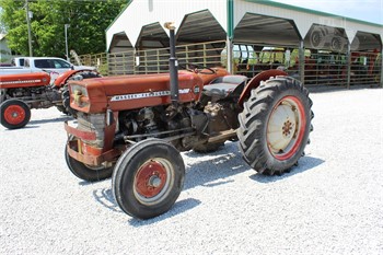 UH5370 1:32 Massey Ferguson 135 Super-Multipower Alloy car model Farm Tractor 