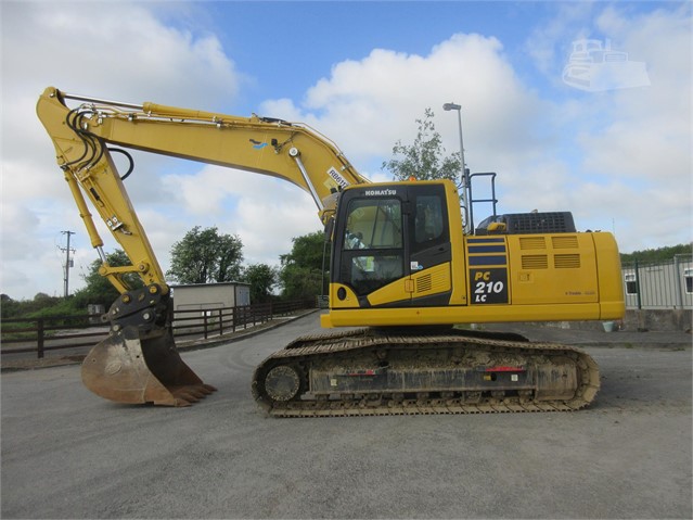 2021 KOMATSU PC210 LC-11 at www.firstchoicecommercials.ie