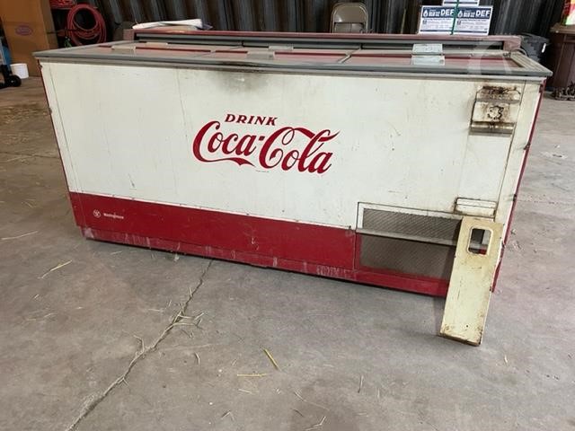 Ranges ** PINK Details about   vintage Advertising PIGGY BANK ** Gibson Refrigerators 