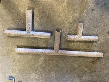 BUNK FEED POSTS Used Other for sale