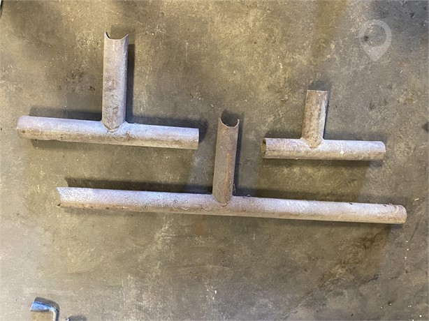 BUNK FEED POSTS Used Other for sale