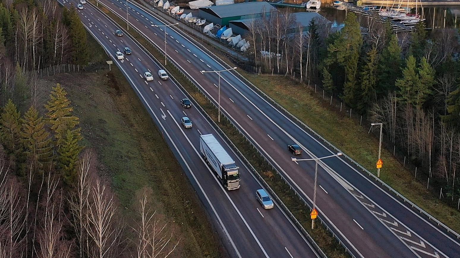 Scania’s Self-Driving Truck Testing Extends To All Roads Between Södertälje & Jönköping