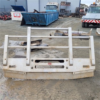FREIGHTLINER ARGOSY Used Bumper Truck / Trailer Components for sale