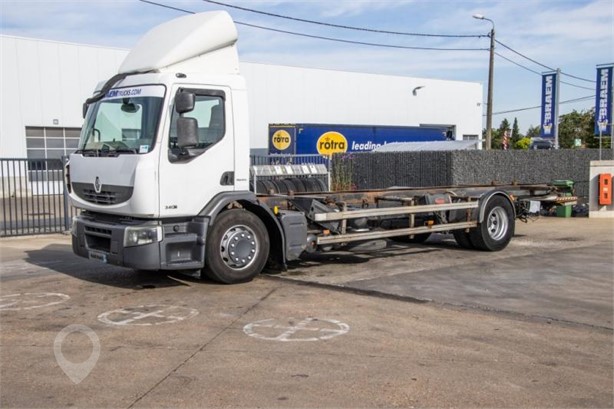 2012 RENAULT PREMIUM 340 Used Chassis Cab Trucks for sale