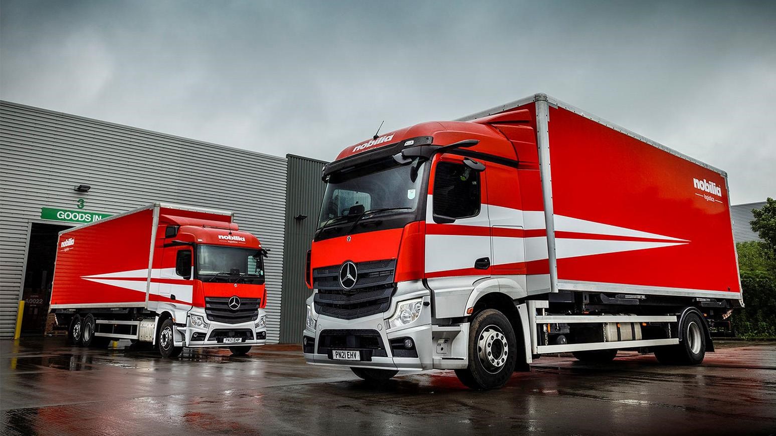 7 New Mercedes-Benz Actros Rigids Replace Ageing Fleet & Bring Cutting-Edge Technology To Nobilia Projects