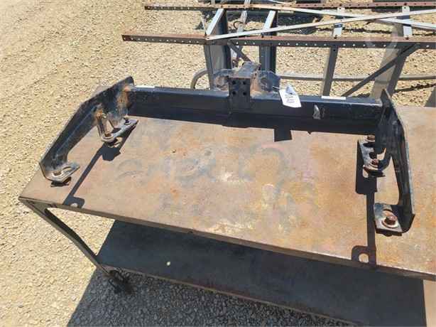 GM RECEIVER HITCH Used Other Truck / Trailer Components auction results
