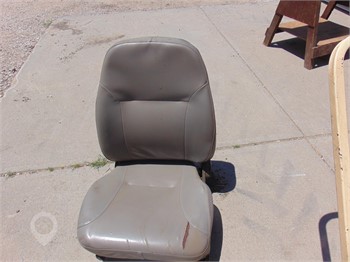 VINYL SEAT TRUCK SEAT Used Seat Truck / Trailer Components auction results