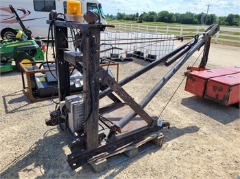 TRUCK WINCH BOOM Used Other Truck / Trailer Components auction results