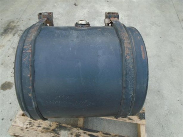 OIL TANK Used Other Truck / Trailer Components for sale