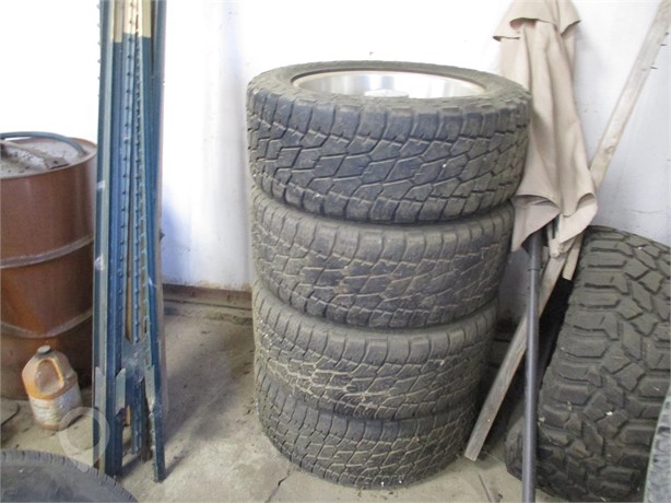 KMC 8 BOLT Used Tyres Truck / Trailer Components auction results
