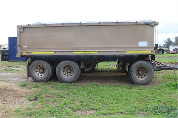 1998 HAMELEX WHITE HXDT3 Used Dog Trailers for sale