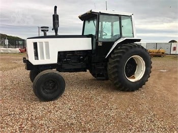 1982 FORD 8401 Used 100 HP to 174 HP Tractors for sale