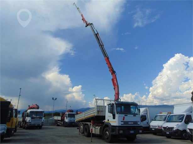 2001 IVECO EUROTECH 260E31 Used Crane Trucks for sale