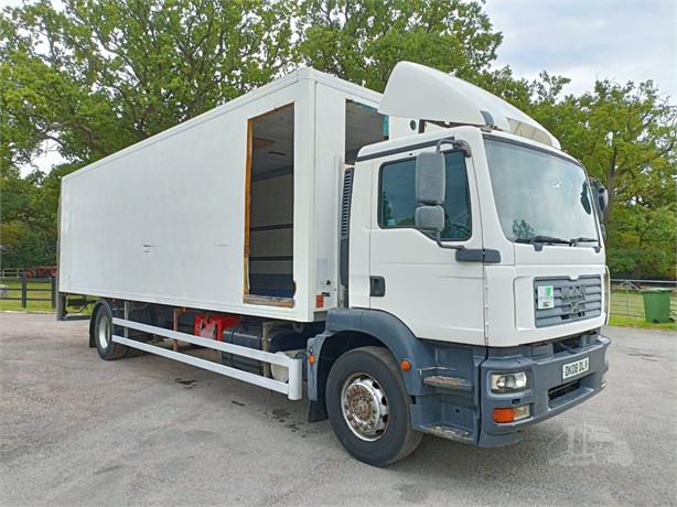 2008 MAN TGM 18.240 Used Box Trucks for sale